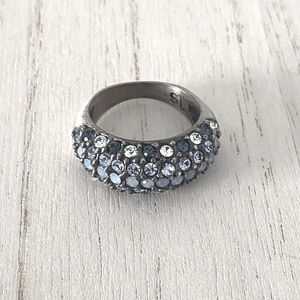 Lia Sophia ~ “Indigo” Ring 🩵 Blue Crystals set in a Brushed Silver Band ~ SZ 7